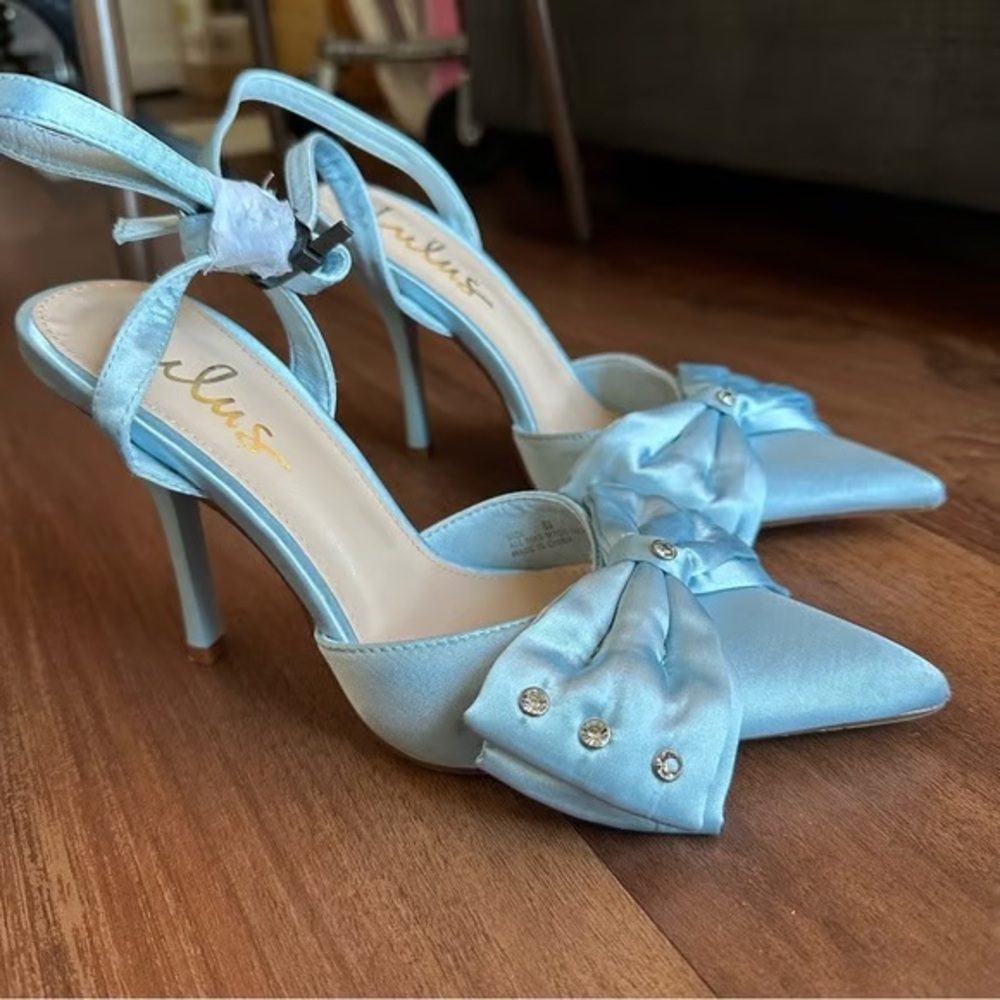 Lulus‎ baby Blue Satin Heels with studded Bow